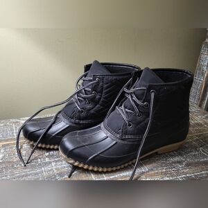 Magellan Black Women's Outdoor Winter Duck Boots Sherpa Lined